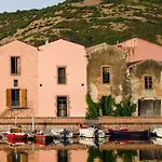 Casa A In Centro Storico Bosa