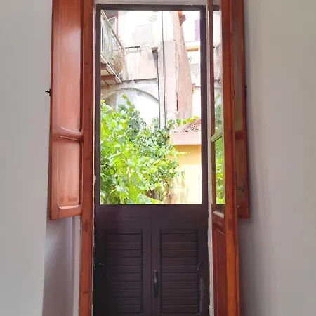 Casa A In Centro Storico Nyaraló *